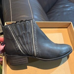 Elegant Black Ankle Booties with Unique Detailing